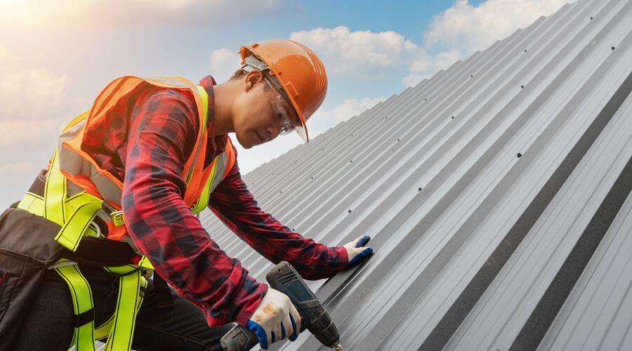 GAF certified roofer in Cedar Point, IL